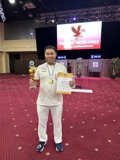 Золотую медаль завоевал Игорь Хаптареев из Приангарья на чемпионате России по стрельбе из бесприцельного лука