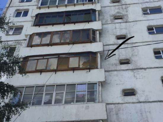 Житель Иркутска устроил стрельбу с балкона и ранил случайного прохожего