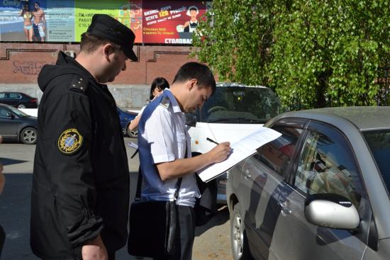 Иркутянин оплатил "коллекцию" штрафов ГИБДД после ареста автомобиля