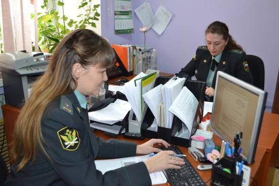 В Иркутске бывший главбух вернула фирме присвоенные 120 тысяч рублей