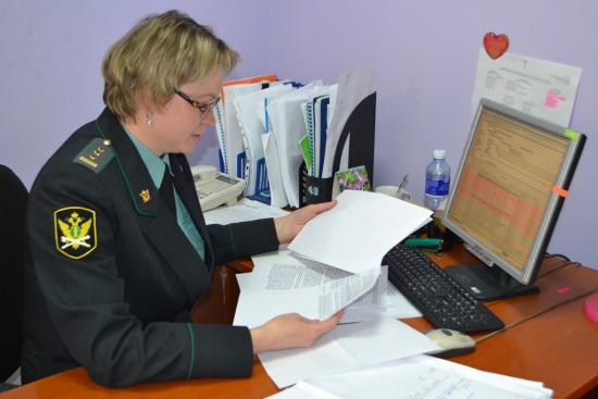 Судебные приставы взыскали почти 14 млн рублей задолженности по заработной плате