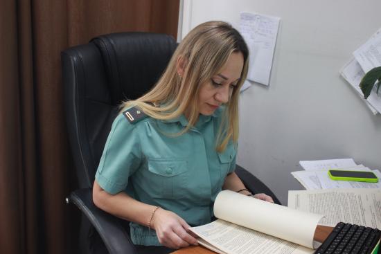 Коллекторы позвонили иркутянке 42 раза за сутки из-за долга в 6 тысяч рублей