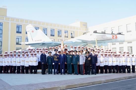 Первокурсников Иркутского суворовского военного училища посвятили в суворовцы