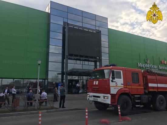 Пожар произошел в ТЦ «Кипарис» в Иркутске