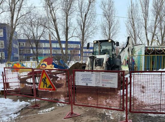 Более 400 участков размещения различных объектов в опасной близости с тепловой сетью выявили в Иркутске