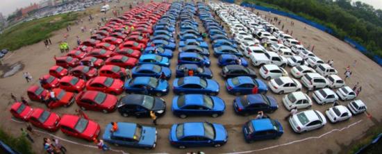 Автоколонна в цветах российского флага проедет по Саянску 22 августа