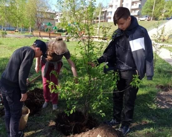 Более 10 тысяч подростков планируют трудоустроить в Иркутской области