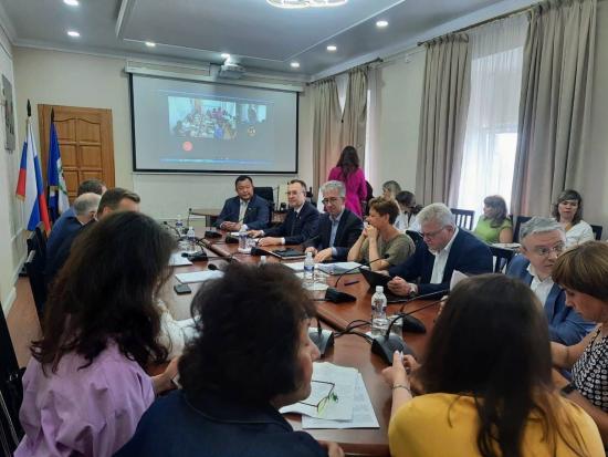 Достройка стационара Катанской районной больницы - на контроле депутатов