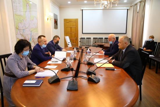 Строительство путепровода в Куйтуне обсудил Николай Труфанов с представителями ОАО «РЖД»