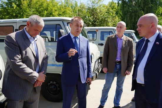 Филиалы «Облкоммунэнерго» получили пять новых автомобилей