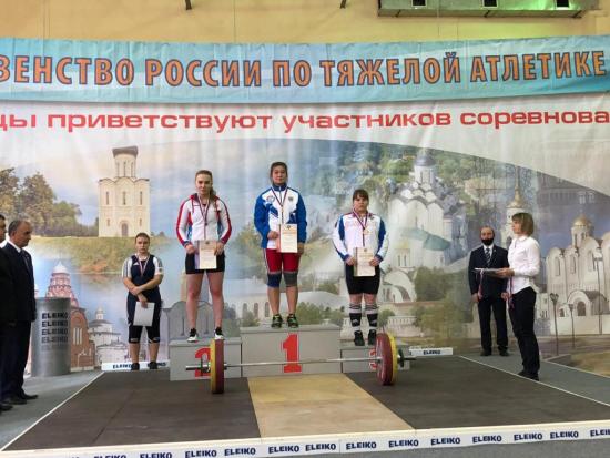 Тяжелоатлеты Иркутской области выиграли семь медалей на юниорском первенстве России
