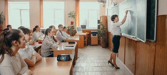 Педагогов в Иркутской области будут вакцинировать в приоритетном порядке