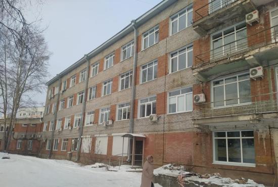В Усть-Илимской городской поликлинике № 1 завершился первый этап капремонта
