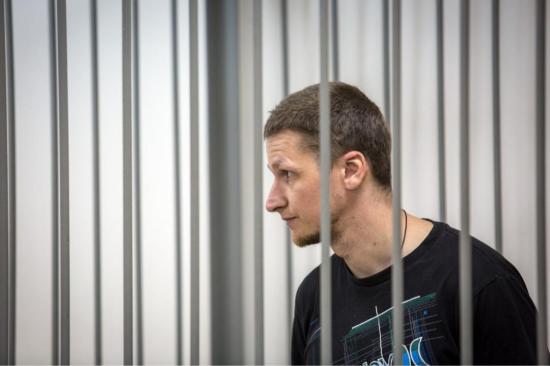 Устюгова и Никитину, сбежавших из-под конвоя, заключили под стражу до 21 ноября
