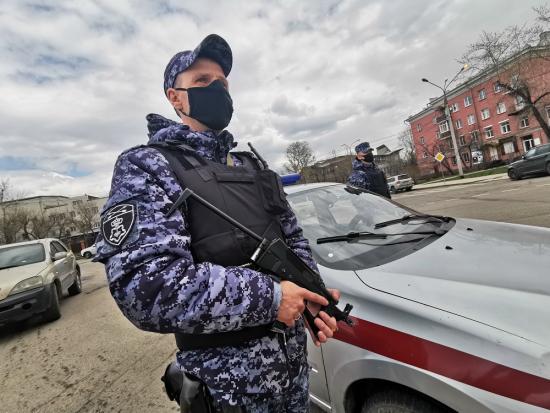 Гаражные ворота пытались украсть в Иркутске