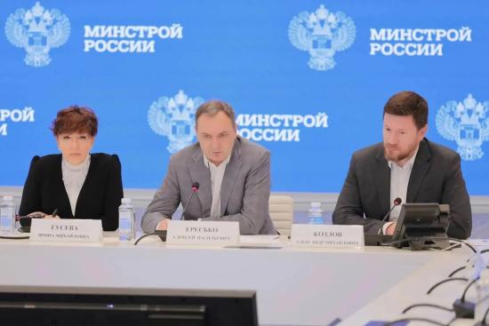 Руслан Болотов: в Иркутске подготовка к отопительному сезону идет по графику