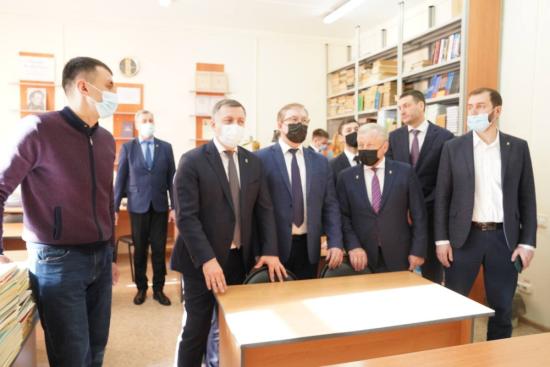 Создание единого кластера для техникумов и колледжей обсудили в Братске