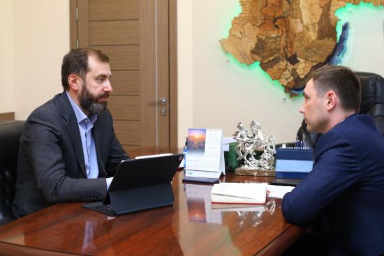Александр Ведерников предложил усовершенствовать механизмы трудоустройства молодежи в Иркутской области