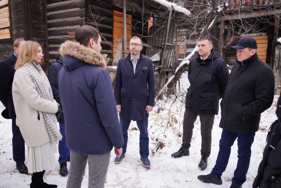 Депутаты ЗС корректируют закон для сохранения памятников деревянного зодчества