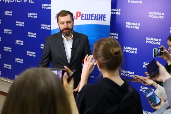 Александр Ведерников: Президент особое внимание уделил вопросам социальной политики с акцентом на цифровизацию системы