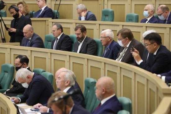 Александр Ведерников: Вопрос пересмотра межбюджетных отношений актуален для Иркутской области