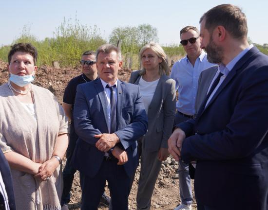 Депутаты Заксобрания обозначили ряд проблем, которыми обусловлено ненормативное состояние дорог в Приангарье