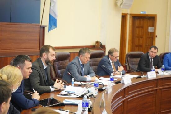 Александр Ведерников: Областной парламент продолжает работу над законопроектами по поддержке предпринимателей