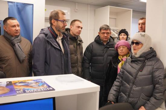 Депутаты Заксобрания находятся в рабочей поездке в территориях по вопросу доступности и качества услуг почтовой связи