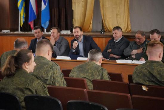 Депутаты ЗакСобрания помогли сделать перерасчет за электроэнергию жителям Усолья-7