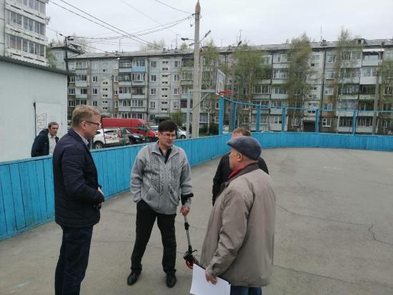 Хоккейный корт на проспекте Маршала Жукова в Иркутске реконструируют в 2022 году