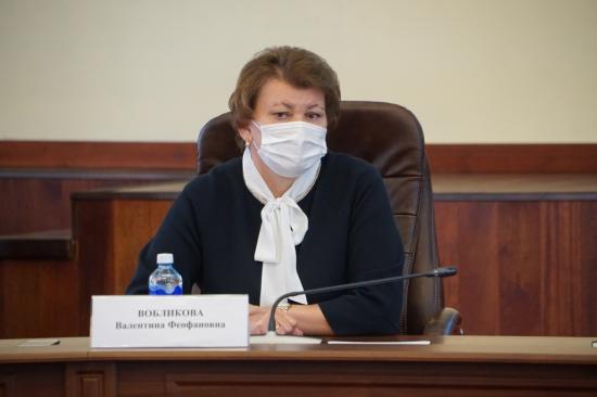 Сезон отпусков может спровоцировать всплеск заболеваемости коронавирусом, считают медики Приангарья