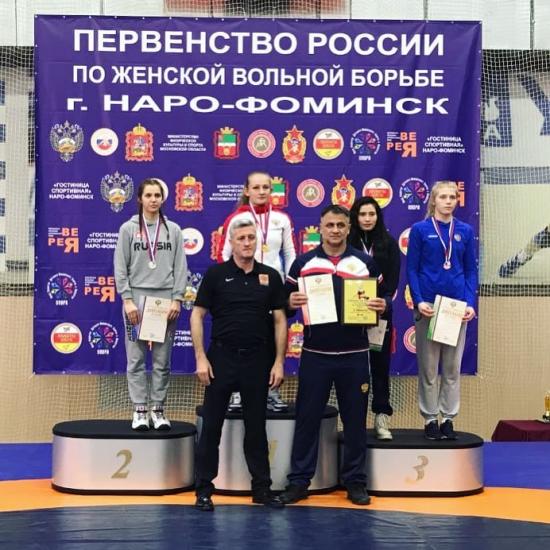 Кристина Тамразян из УОБО завоевала «бронзу» первенства России по вольной борьбе среди юниорок до 21 года