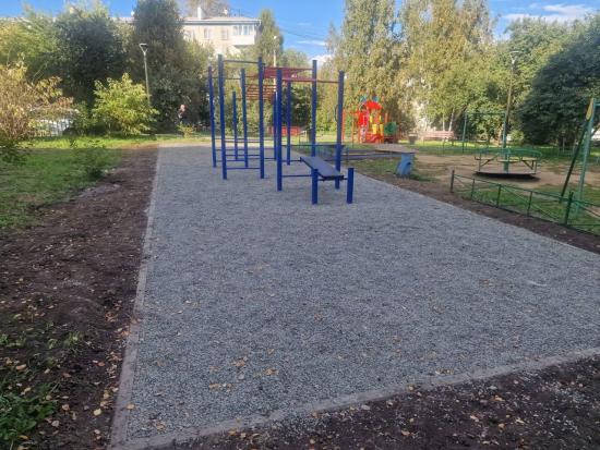 Воркаут установили в роще на бульваре Постышева в Иркутске
