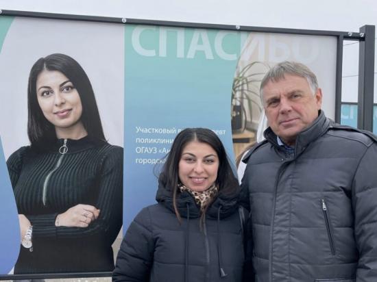 Фотоэкспозицию медиков из красной зоны открыли на набережной Ангарска