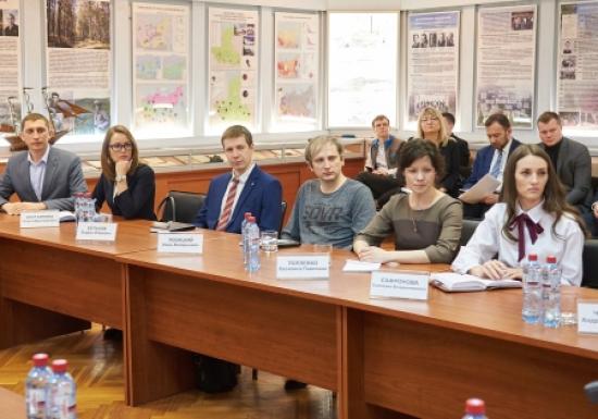 Мэр Иркутска Дмитрий Бердников встретился с молодыми учеными