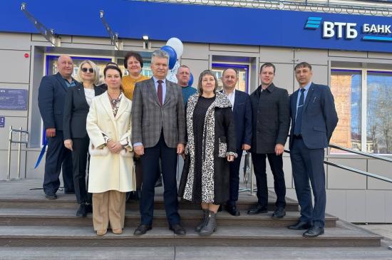 Офис ВТБ в городе Зима Иркутской области переехал в центр города