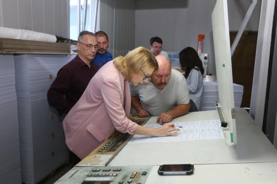 Избирком Иркутской области приступил к печати бюллетеней для голосования на выборах в Госдуму