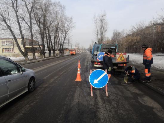 Ямочный ремонт дорог начали в Иркутске