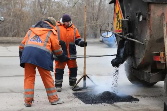 Восстановление дорог Иркутска большими картами планируют начать после 15 апреля