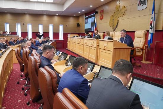 В Иркутской области продлили действие закона о бесплатном питании детей участников СВО