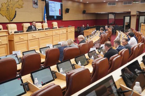 Законопроект об изменении областного бюджета 2022 года рассмотрят депутаты Заксобрания на сессии 28 ноября
