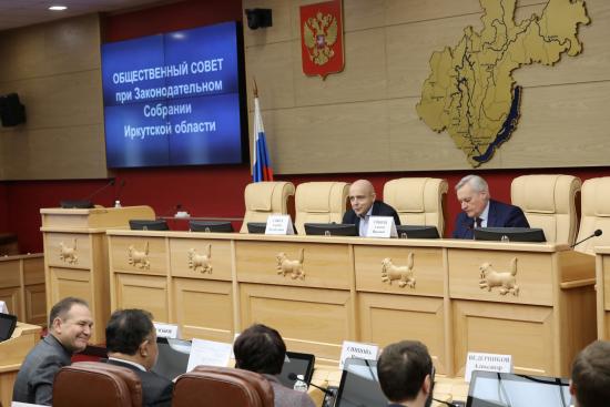 Сергей Сокол и Александр Гаськов предложили увеличить ежегодную денежную выплату детям войны до 5 тыс. рублей
