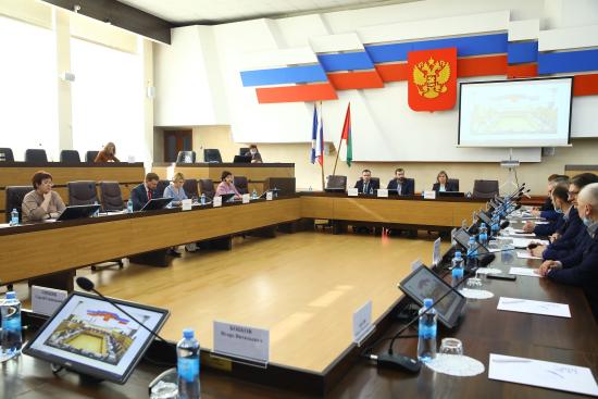 Депутаты Заксобрания провели в Братске антикоррупционный декларационный мастер-класс