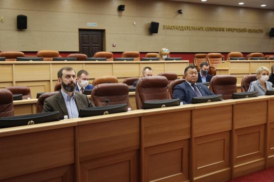 Меры противодействия распространения коронавирусной инфекции обсудили на депутатском штабе при ЗС