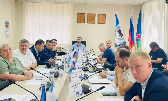 Организацию межмуниципальных и садоводческих маршрутов обсудили на совещании Заксобрания в Усть-Илимске