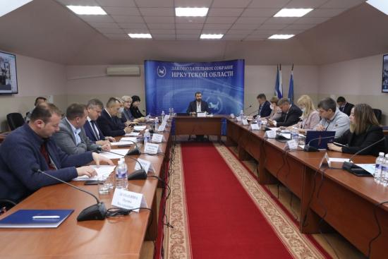 Сбалансированность местных бюджетов обсудили на Совете Заксобрания по взаимодействию с представительными органами МО