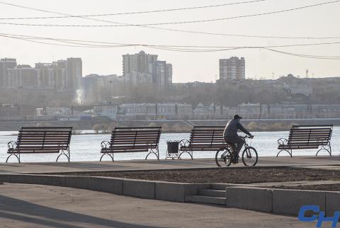 14_naberezhnaya_velosipedist_ph-iao.jpg