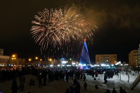 elka_otkrytie_bratsk.jpg