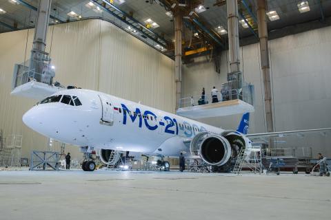 ms-21-300_pokraska.jpg