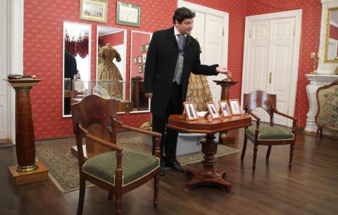 teatr_volkonskih_onegin.jpg